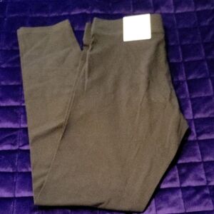 Black Leggings Size Small NWT